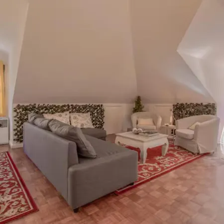 My Fair Lisbon - Bairro Alto Charming Apartments Lisbon