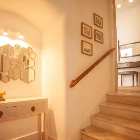 My Fair Lisbon - Bairro Alto Charming Apartments